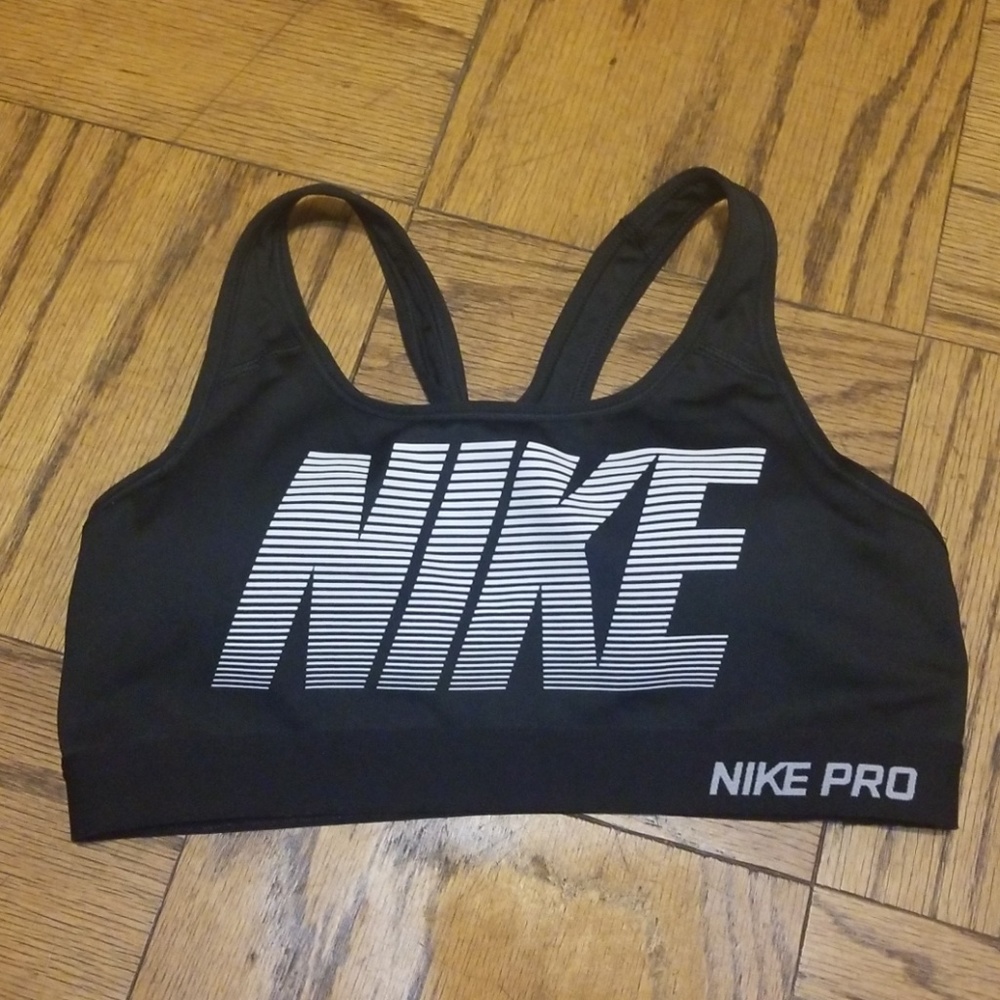 NIKE PRO Sports Bra